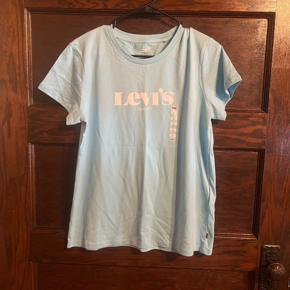Levi's Sky Blue Graphic Tee